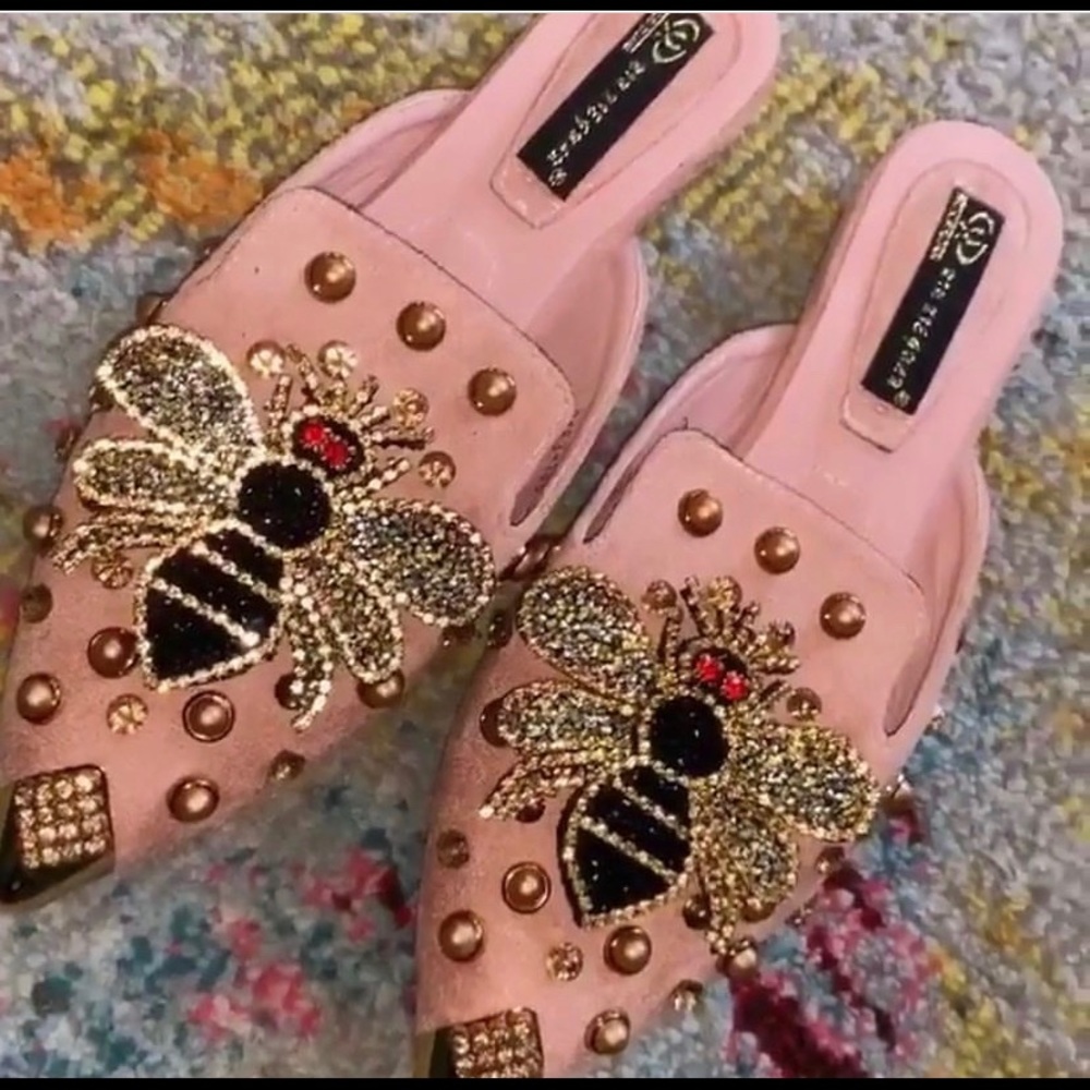 Cross body bags & kids winter coats adult slides